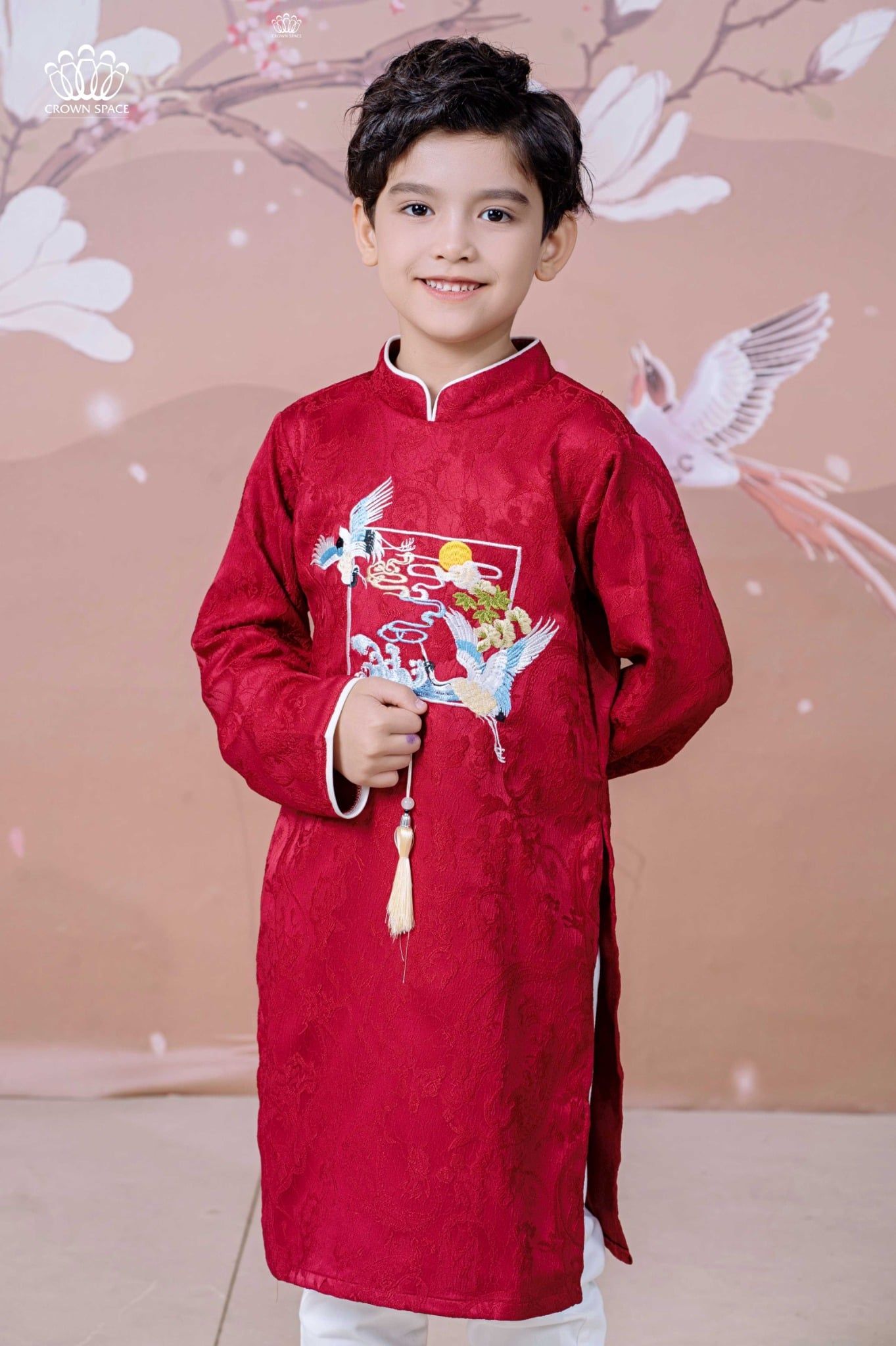  Áo Dài Cách Tân Bé Trai Vải Gấm Thêu Hạc Phú Quý | Crown Space CKBL9942001 