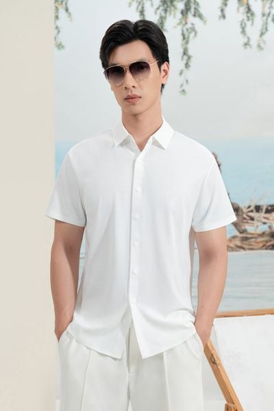 Áo sơ mi màu trắng SNC057T