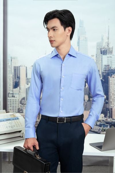 Sơ mi xanh nhạt trơn SMC214XN