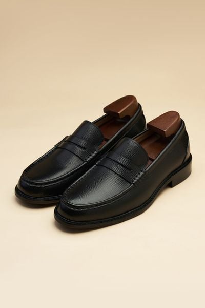 Giày Đen Khoét Mắt Adam Store - 7895-L303