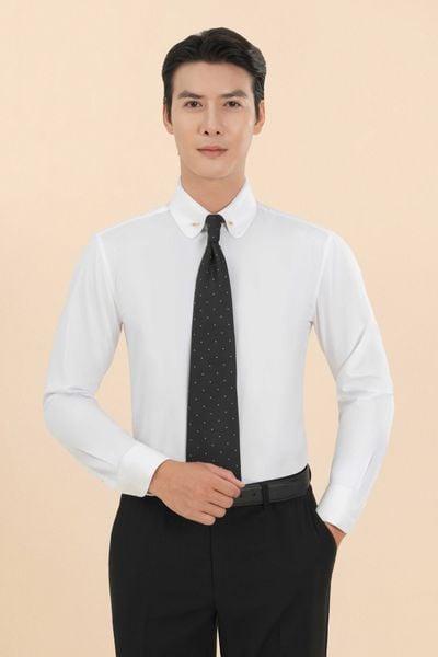 Sơ mi trắng cổ bầu cài phụ kiện - SMC173