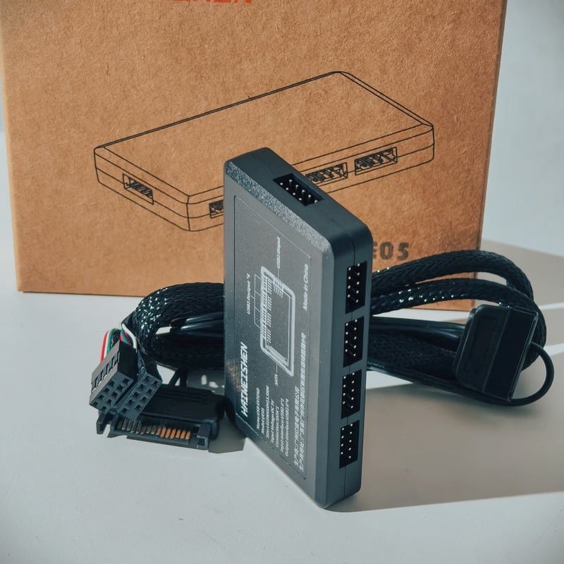 Hub chia USB Haiweishen UE05 - 1 ra 4 cổng 9 Pin USB 2.0 Mainboard - Cấp nguồn SATA PSU