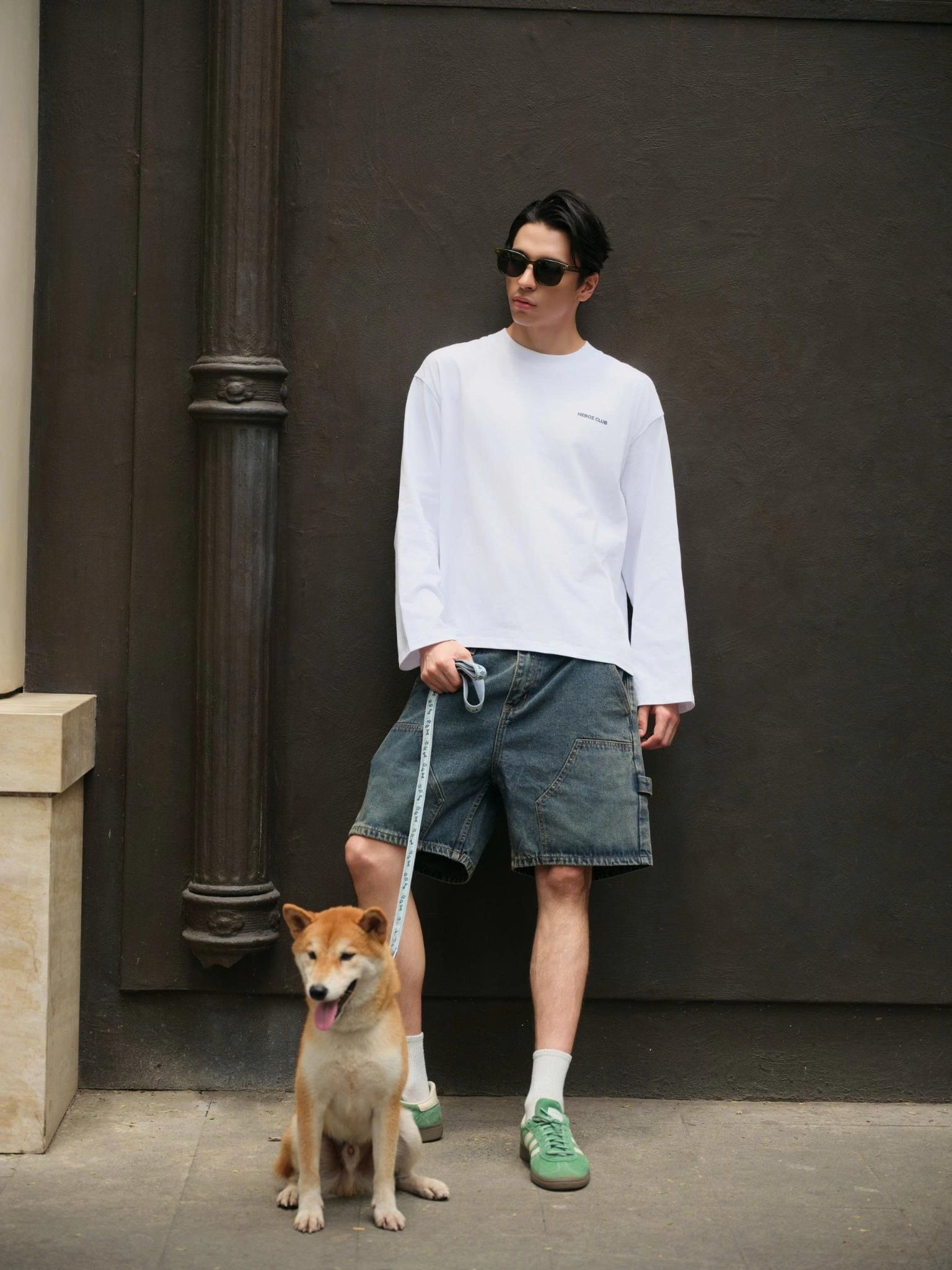  OUTFIT 300 