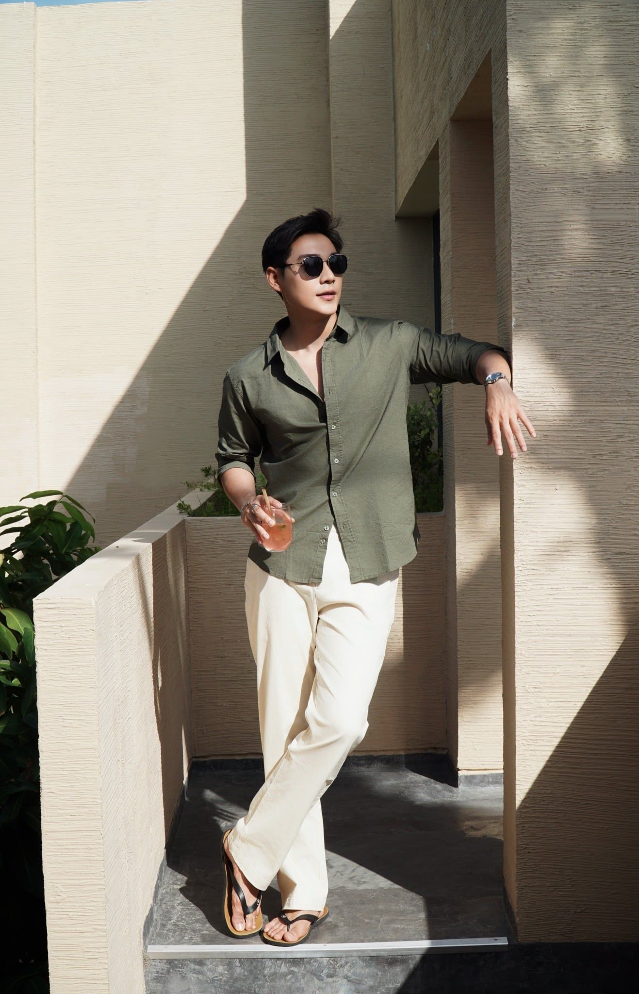  OUTFIT 295 