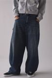  Quần jeans BDG Cocoon Fit Utility Jean. 