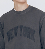  Sweatshirt Giordano Garment-dyed graphic. 