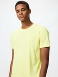  Áo thun Uni Dry Color T-Shirt. 