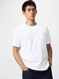  Áo thun Uni Dry Color T-Shirt. 