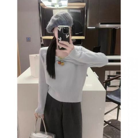 LEN5863 ÁO LEN TAY DÀI ĐÍNH NƠ TRÁI BÍ ( XANH )