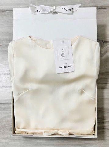 VGU1065 ĐẦM LỤA NGẮN TAY LOE - KÈM DÂY EO