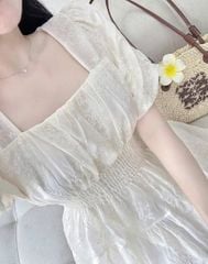TQ4385 - ĐẦM XÒE TRẮNG KEM