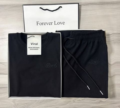VRA0657 - SET ÁO THUN BODY BAD + QUẦN DÀI ĐEN