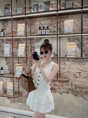 VGU0649 - SET ÁO GILE PHỐI NÚT ĐEN + CVÁY TẦNG TRẮNG