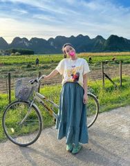 KS0991 - SET ÁO THUN IN - CHÂN VÁY CARO XANH