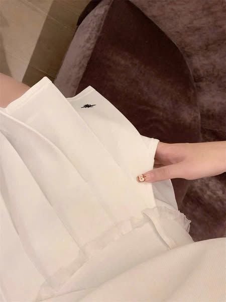 VRA0660 - SET ÁO POLO + C.VÁY XẾP LY THÊU ONG
