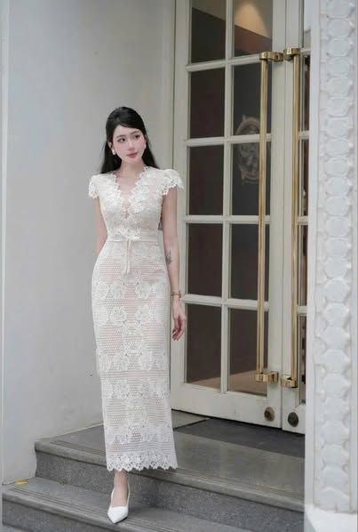 VGU0647 - ĐẦM BODY REN TRẮNG