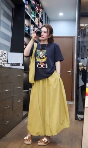 VGU0747 - SET ÁO THUN X.ĐEN IN HÌNH CÚN + C.VÁY BÍ VÀNG KÈM TÚI (3 MÓN)