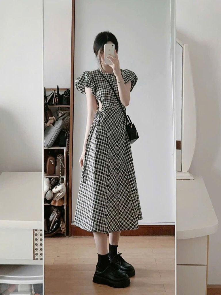 VGU0794 -  ĐẦM CARO DÀI KHOÉT EO