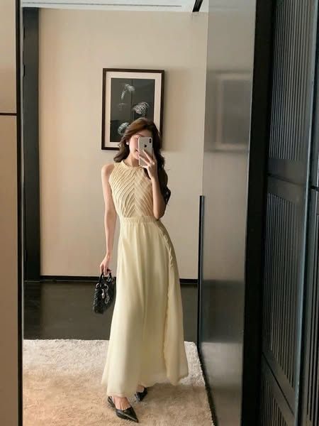 VGU0880 - ĐẦM SÁT NÁCH VIỀN REN DÁNG DÀI MÀU VÀNG