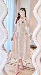 VGU0888 - ĐẦM DÀI HOA NHÍ PHỐI CỔ THÊU