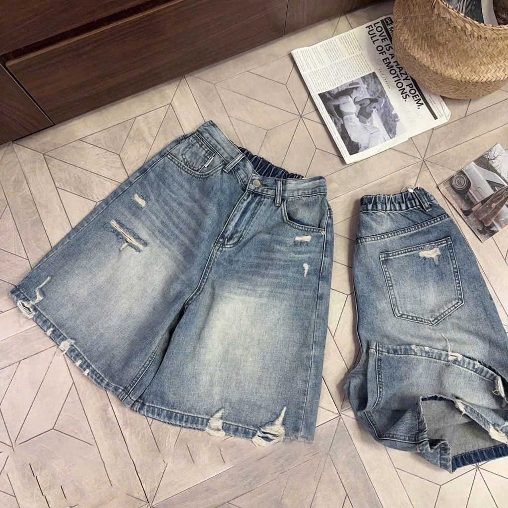 TB8839 - SET ÁO THUN IN BÉ GÁI + QUẦN JEAN NGỐ (XANH ĐEN)