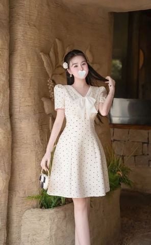 TQ4457 - ĐẦM NGẮN KEM CHẤM BI - PHỐI NƠ CỔ TRẮNG