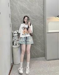 TB8816 - SET ÁO THUN TRẮNG IN BÉ GÁI SWEETDAY + QUẦN SHORT JEAN