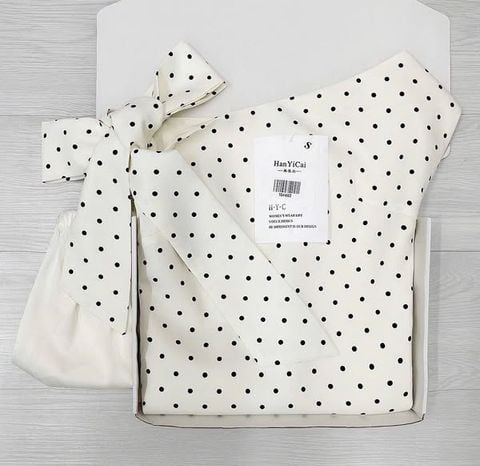 TQ4466 - ĐẦM CHẤM BI TRỄ VAI - kèm quần bảo hộ