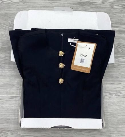 KS1124 - ĐẦM NGẮN ĐEN (KÈM TAG HOA NHỎ)