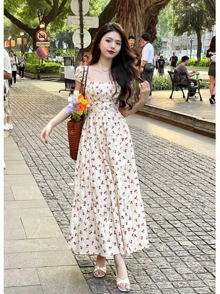 TQ4500 - ĐẦM DÀI CHERRY CỔ VUÔNG (KEM)