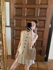 TB5810 - SET ÁO SÁT NÁCH PHỐI NÚT + CHÂN VÁY XẾP LY (MÀU DA)