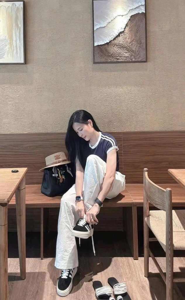 SKY9063 - SET ÁO THUN PHỐI SỌC + QUẦN DÀI TRẮNG