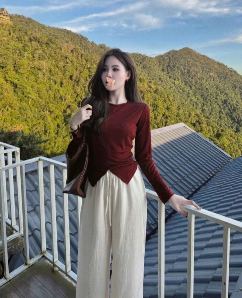 VGU1152 - ÁO KIỂU TAY DÀI VẠT CHẺ - MÀU ĐỎ ĐÔ (ÁO LẺ)