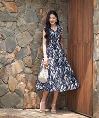 VGU1151 - ĐẦM DÀI CỔ V HOẠ TIẾT XANH ĐEN