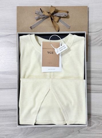 VGU1154 - ÁO KIỂU TAY DÀI VẠT CHẺ - MÀU KEM (ÁO LẺ)