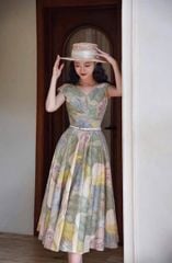 VGU1179 - ĐẦM DÀI XÒE CỔ TIM HỌA TIẾT MÀU (KÈM NỊT)