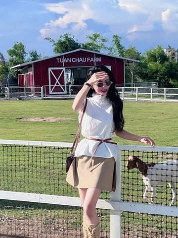 VGU1221 - SET ÁO CÁNH TIÊN + CHÂN VÁY NGẮN NÂU (KÈM NỊT)