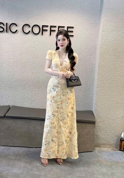 VGU1242 - ĐẦM DÀI HOA CỔ V PHỐI NÚT