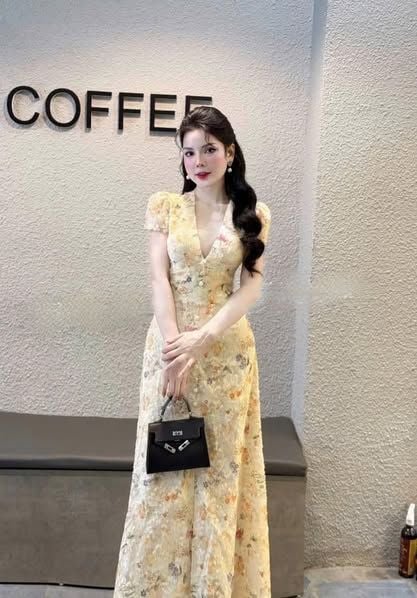 VGU1242 - ĐẦM DÀI HOA CỔ V PHỐI NÚT