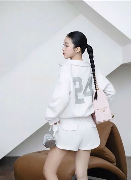 SKY9140 - SET THỂ THAO SỐ 24 - MÀU TRẮNG (KHÔNG KÈM ÁO TRONG)