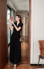 VGU1343 - ĐẦM DÀI THẮT EO PHỐI NÚT ĐEN