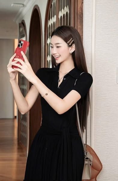 VGU1343 - ĐẦM DÀI THẮT EO PHỐI NÚT ĐEN