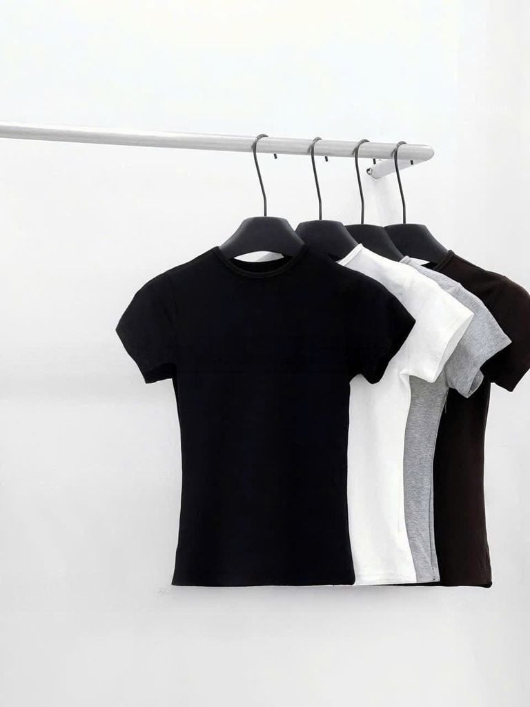 TQ4596 - ÁO THUN BODY BASIC ĐEN (ÁO LẺ)