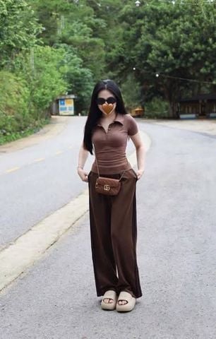 KS1352 - SET ÁO THUN CỔ SƠMI + QUẦN DÀI PHỐI SỌC (NÂU)