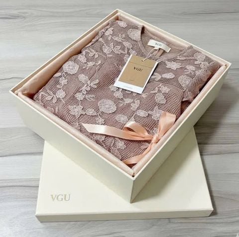 VGU1527 - ĐẦM REN NGẮN PHỐI TÙNG XÒE DÀI - NÂU