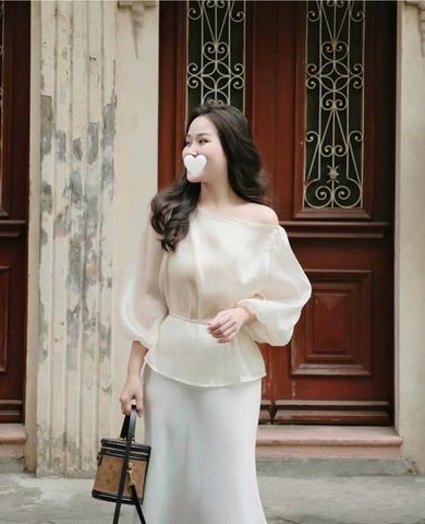 VGU1553 SET LỤA KÈM DÂY CỘT EO