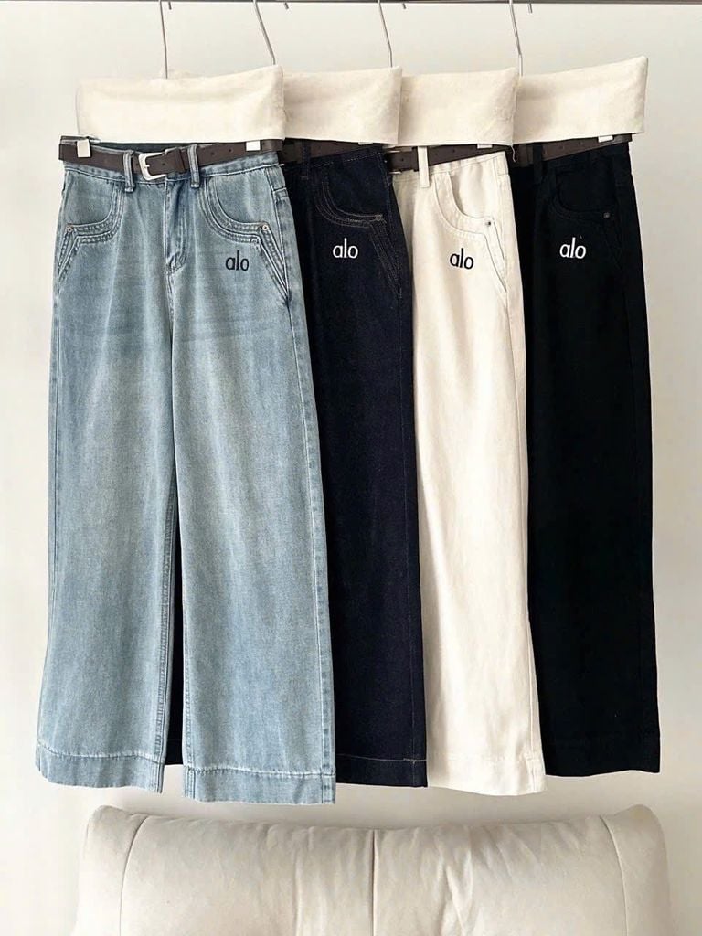 TB9180 - QUẦN JEAN DÀI THÊU ALO - XANH NHẠT (KÈM NỊT)