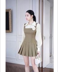 KS1120 - SET ÁO SƠ MI + ĐẦM XẾP LY ( KÈM TAG HOA) - MÀU NÂU