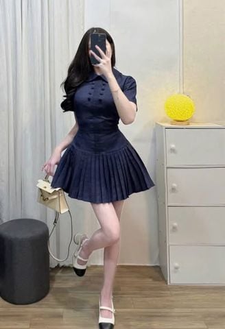 TB9335 ĐẦM CỔ ĐÍNH NÚT TÙNG XẾP LY