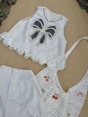 VGU1573 - SET NGẮN THÊU NƠ (KÈM TÚI)